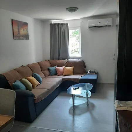 דירה Agava *