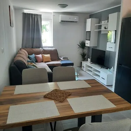 Apartment Agava Omis